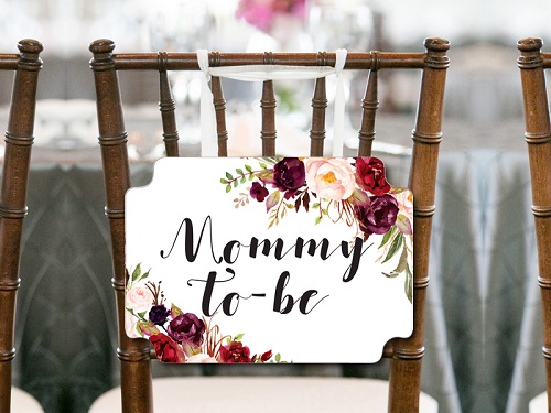 burgundy-boho-baby-shower-chair-sign-for-mommy